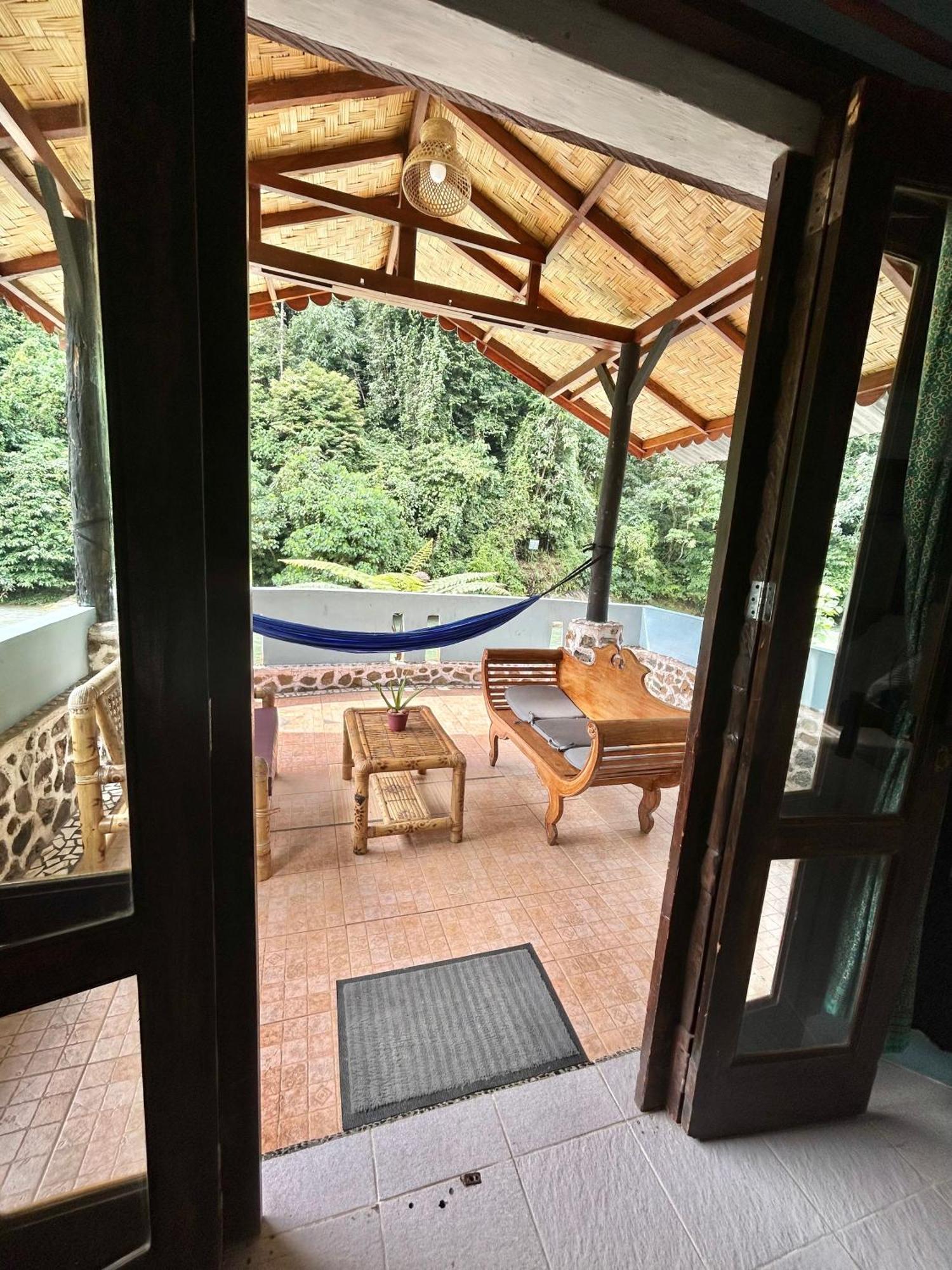 Aussie Inn Bukit Lawang Zewnętrze zdjęcie